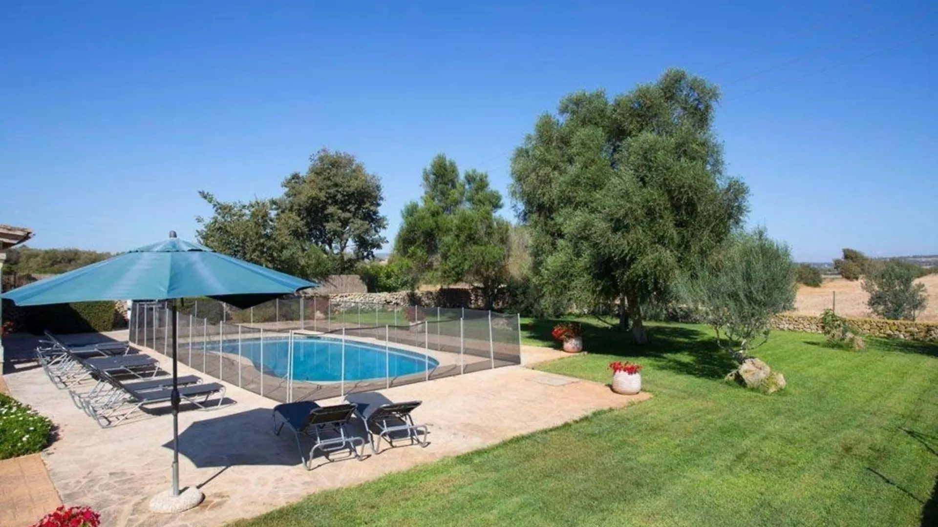 Grosse Finca Ca'N Peroti Mit Jacuzzi Und Aussenpool Manacor  Spanien